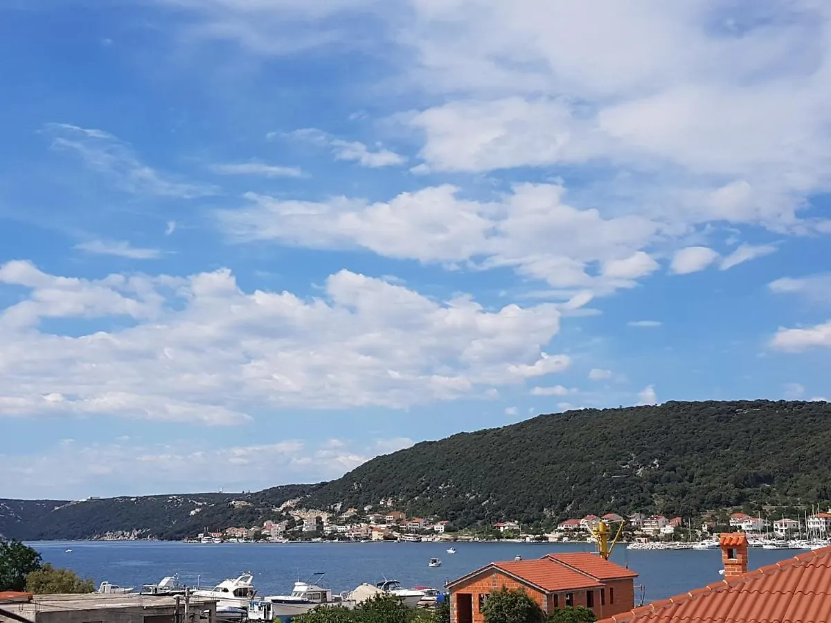 Maestral-Nmf Apartment Supetarska Draga 0*,  Croatia
